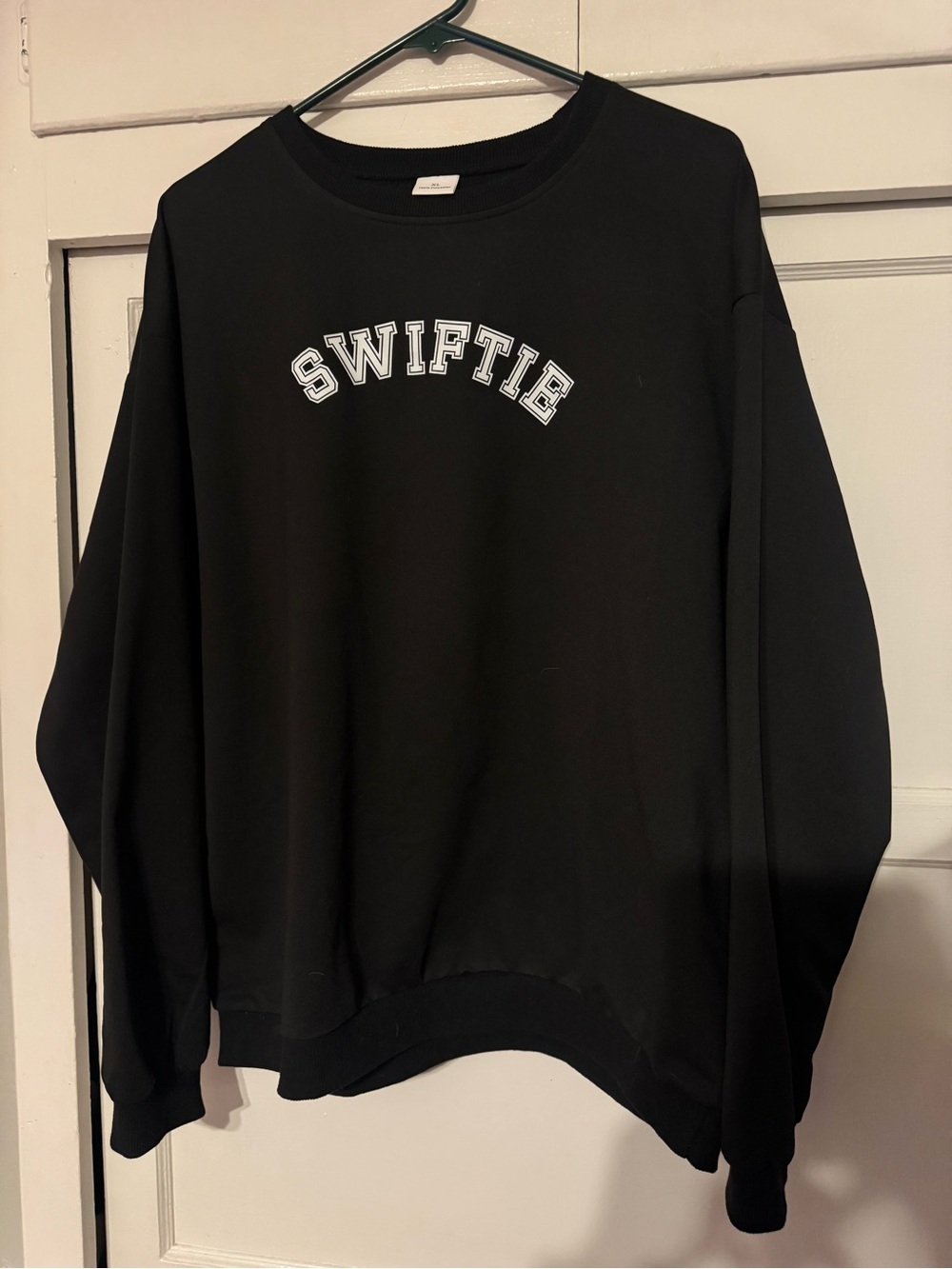 Black 'SWIFTIE' Crewneck Sweater - Women
